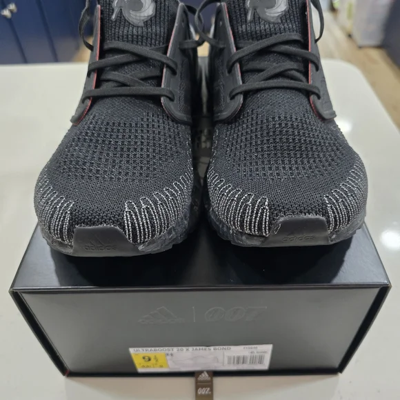 Adidas Ultraboost 20 X James Bond